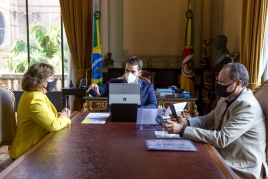 Foto da reunião no Palácio