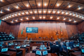 Foto do plenário durante a votação