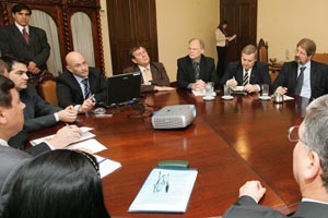 Secretário Aod Cunha reunido com entidades representativas da Sefaz.