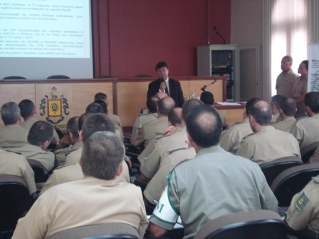 Diretor Parode palestra no II Workshop Orçamentário da Brigada Militar