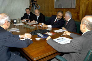  Aod Cunha em reunião com ministro da Fazenda,Guido Mantega e senadores.